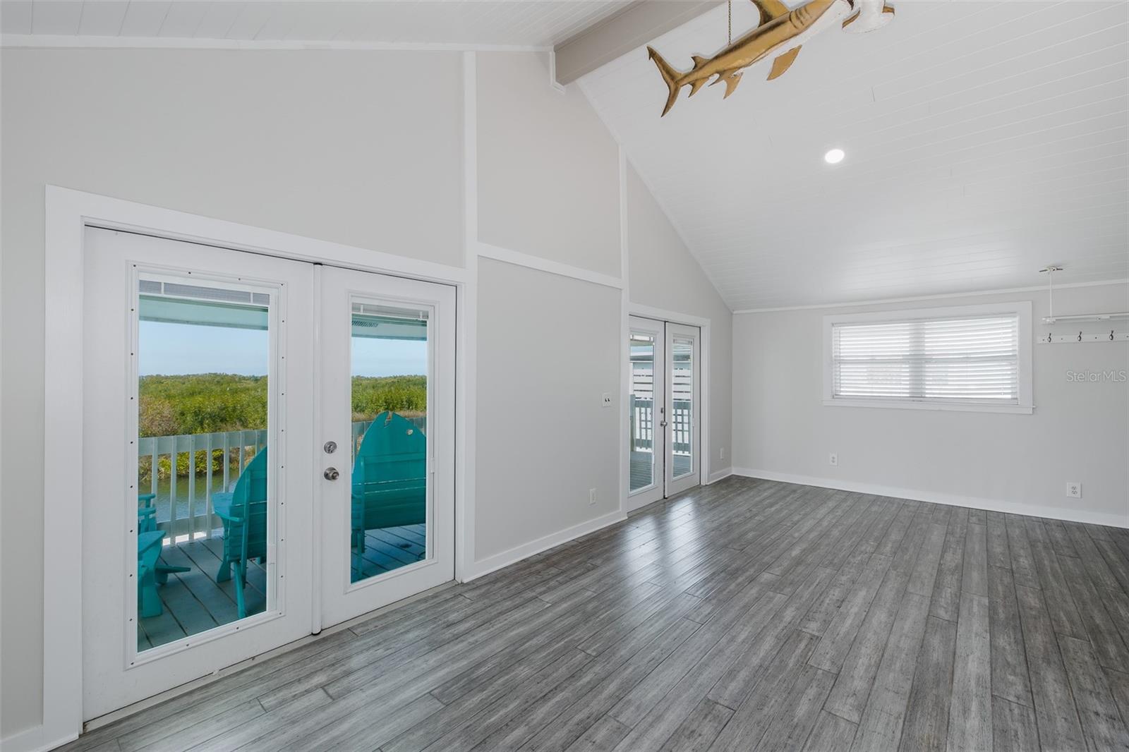 Image 15 of 70 For 14405 Birch Street