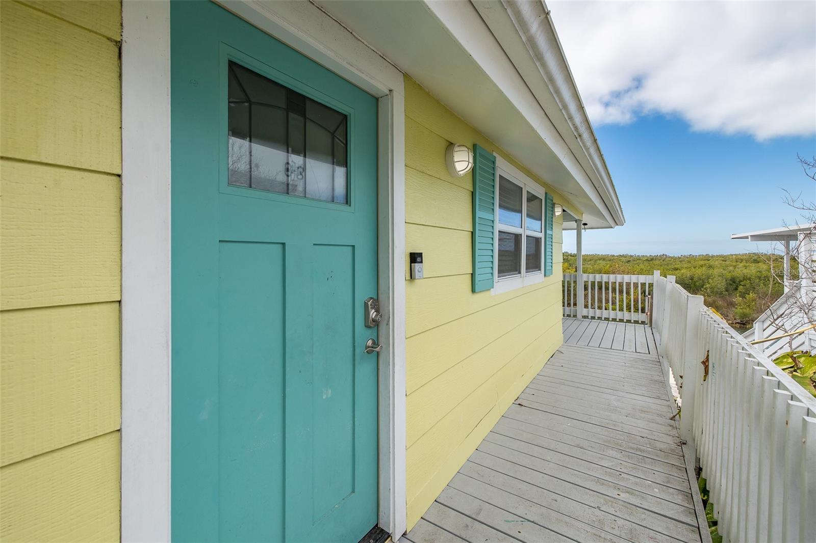 Image 6 of 70 For 14405 Birch Street