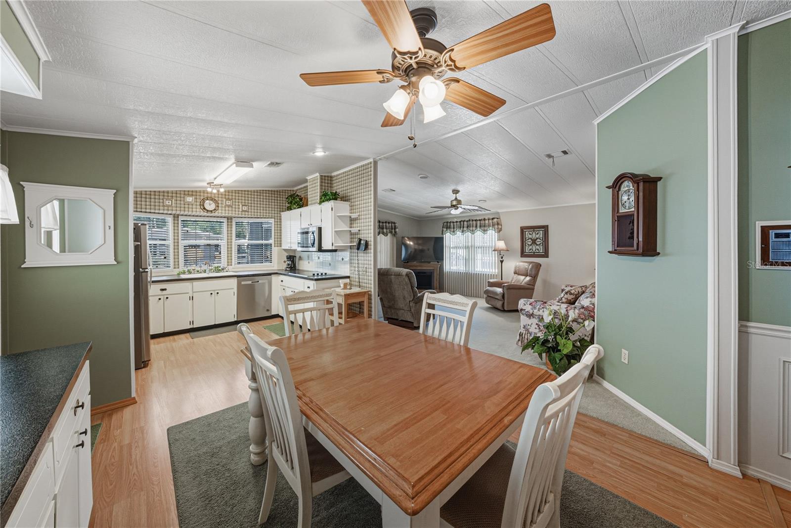 Image 16 of 49 For 3838 Chah Drive