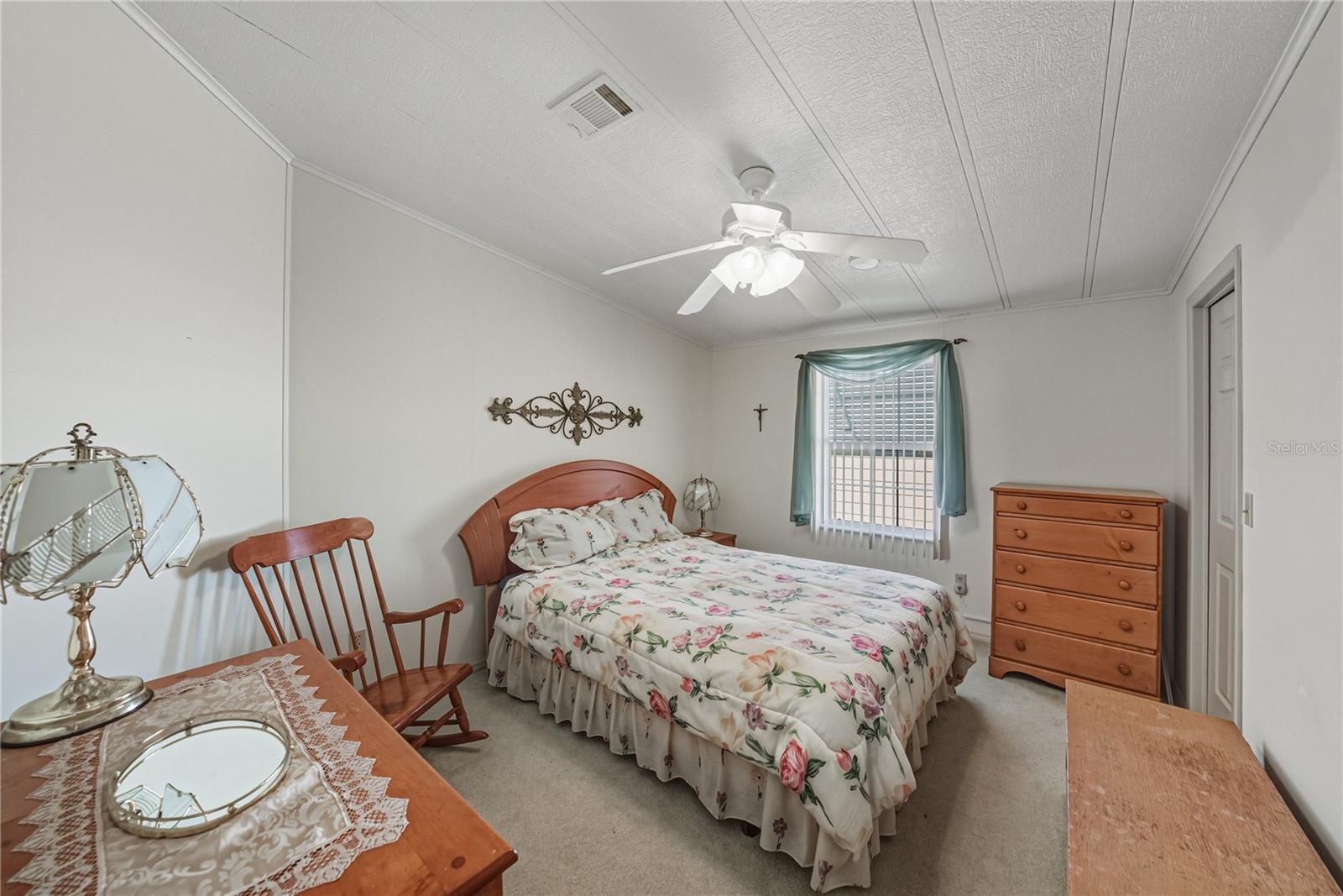 Image 32 of 49 For 3838 Chah Drive