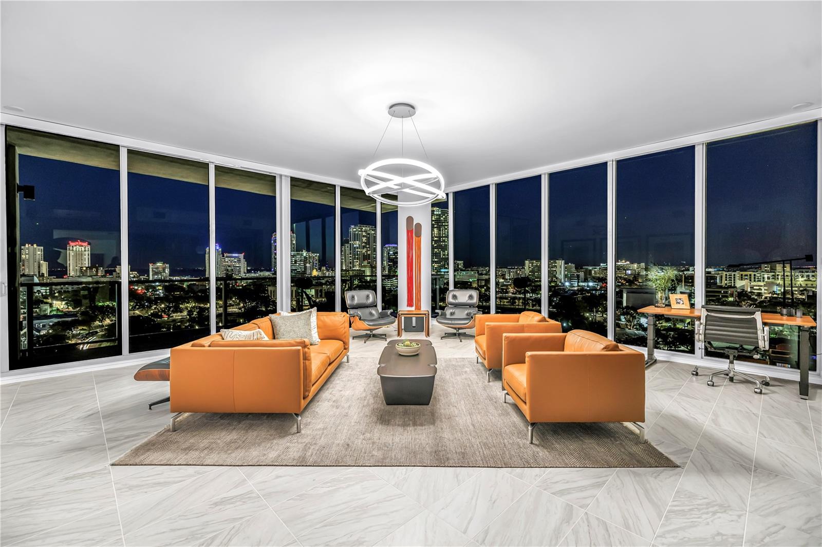 Listing photo id 21 for 777 3rd Avenue N 1205