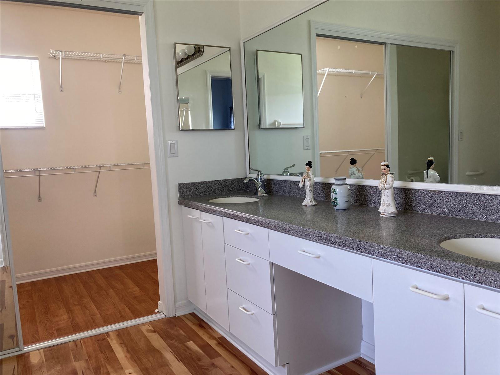 Image 11 of 21 For 5036 El Destino Drive