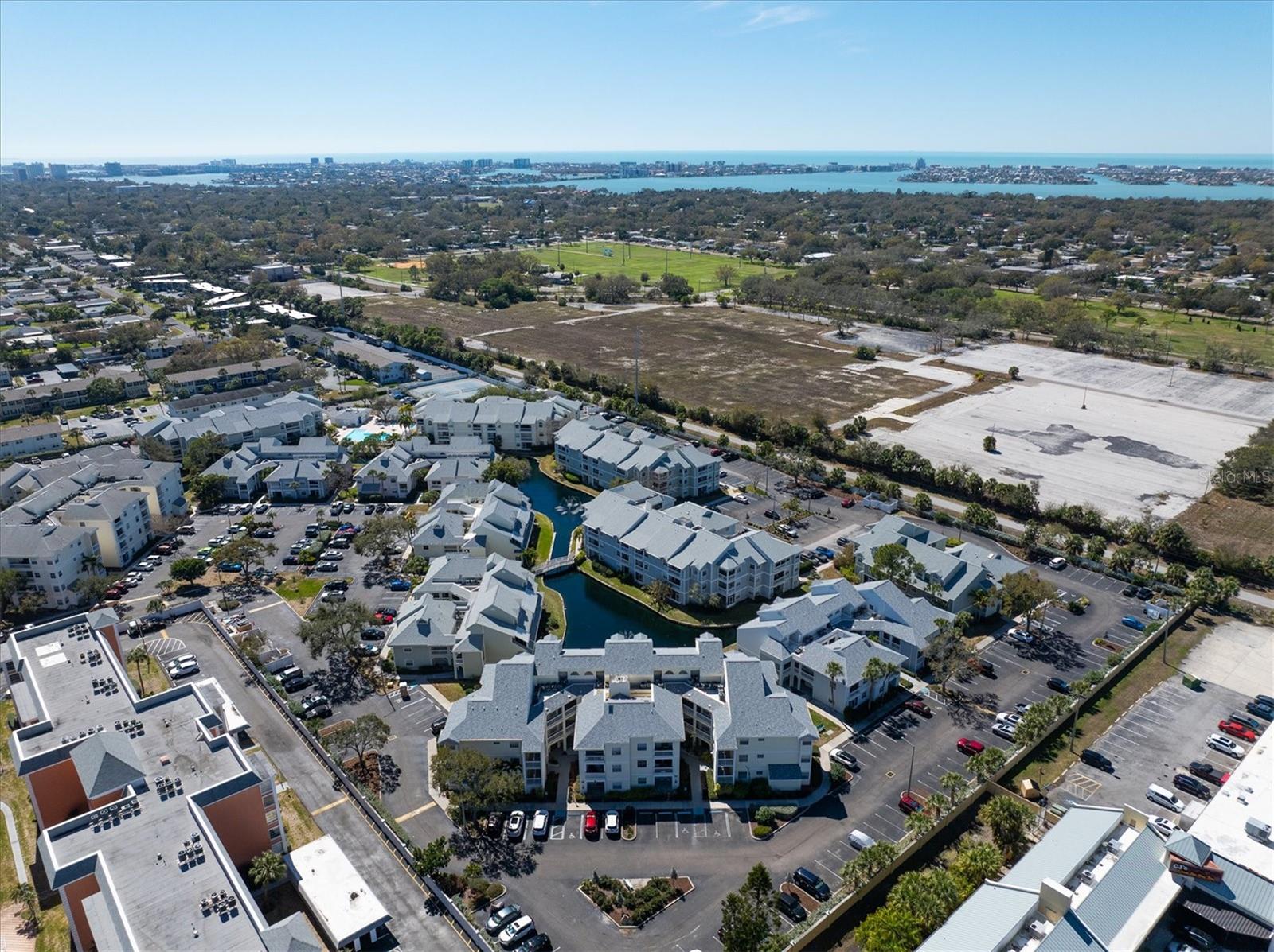 Image 36 of 48 For 6931 Stones Throw Circle N 5302