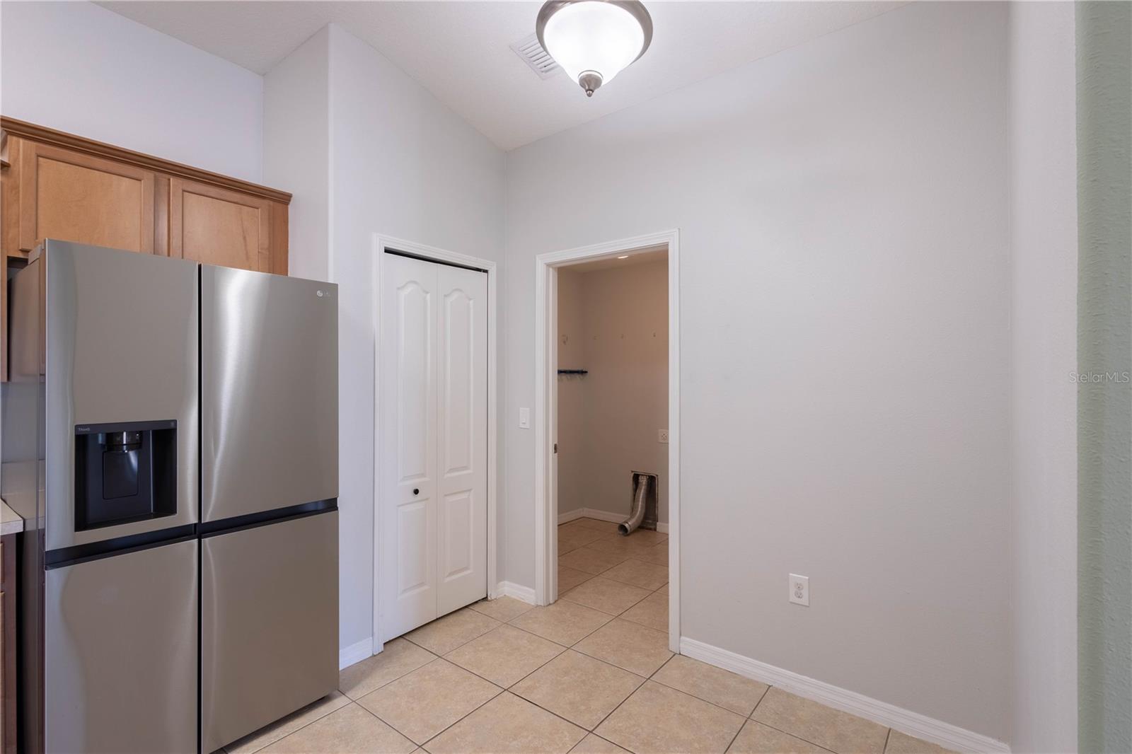 Image 11 of 40 For 8022 Alamosa Wood Avenue