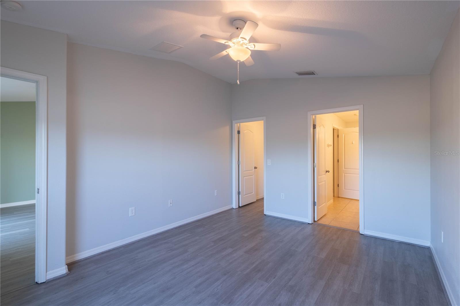 Image 17 of 40 For 8022 Alamosa Wood Avenue