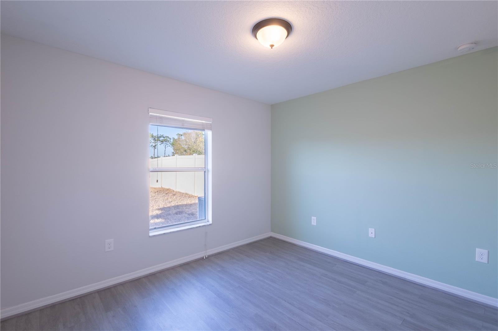 Image 22 of 40 For 8022 Alamosa Wood Avenue