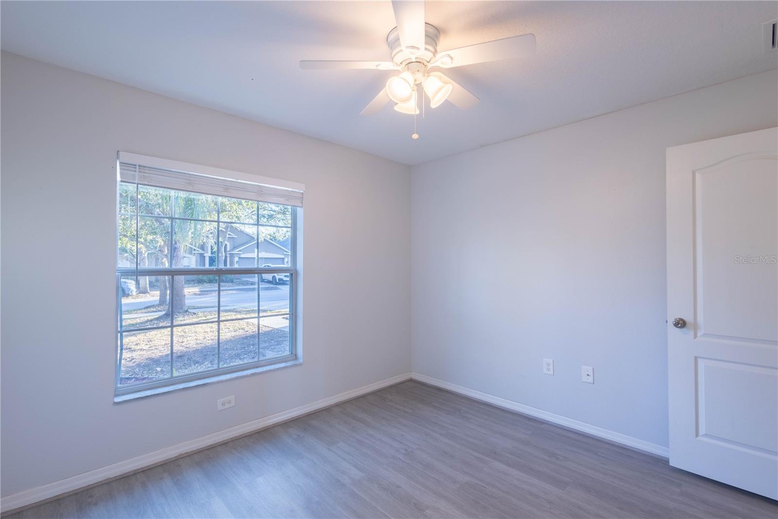 Image 29 of 40 For 8022 Alamosa Wood Avenue