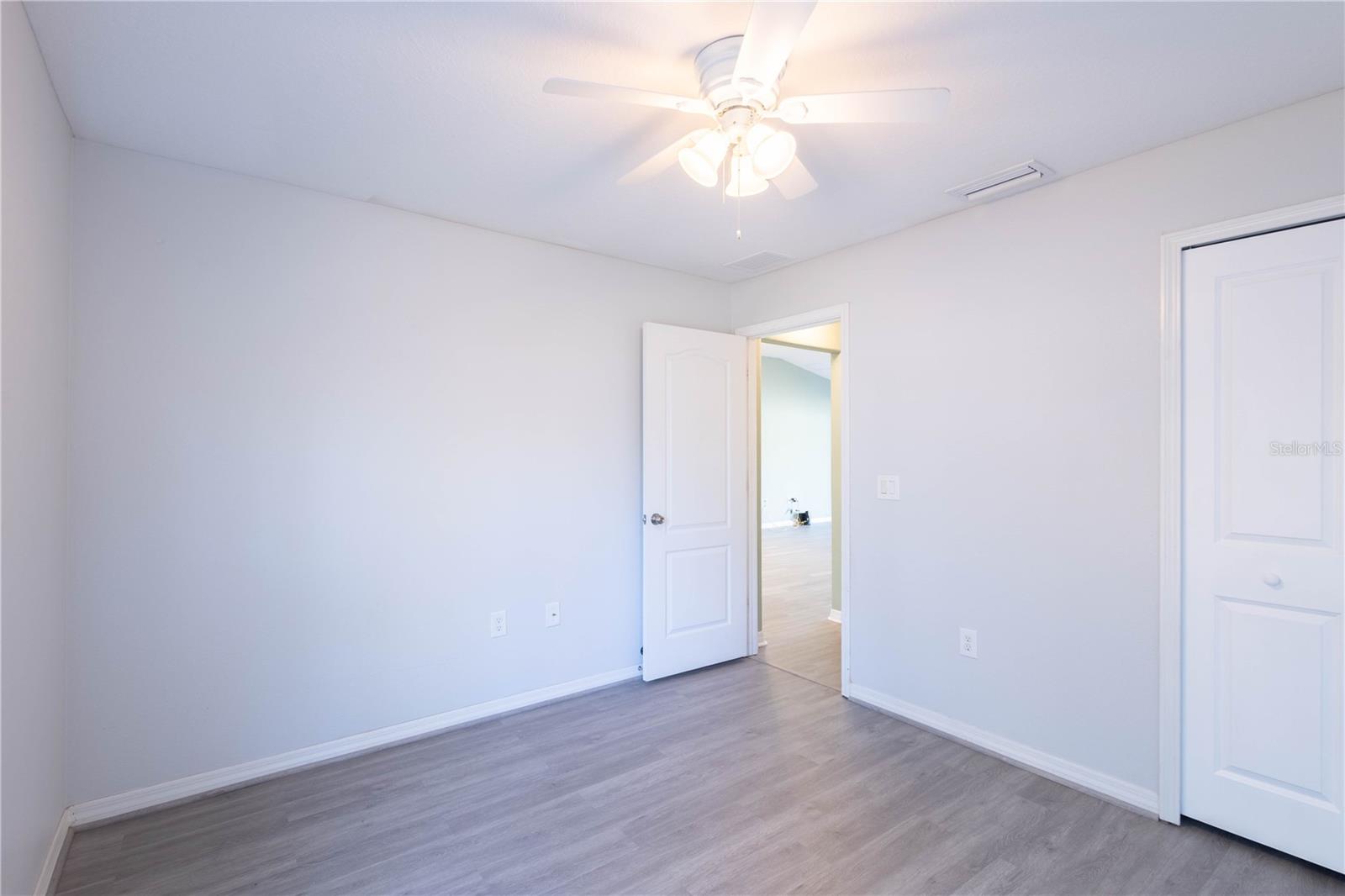 Image 30 of 40 For 8022 Alamosa Wood Avenue