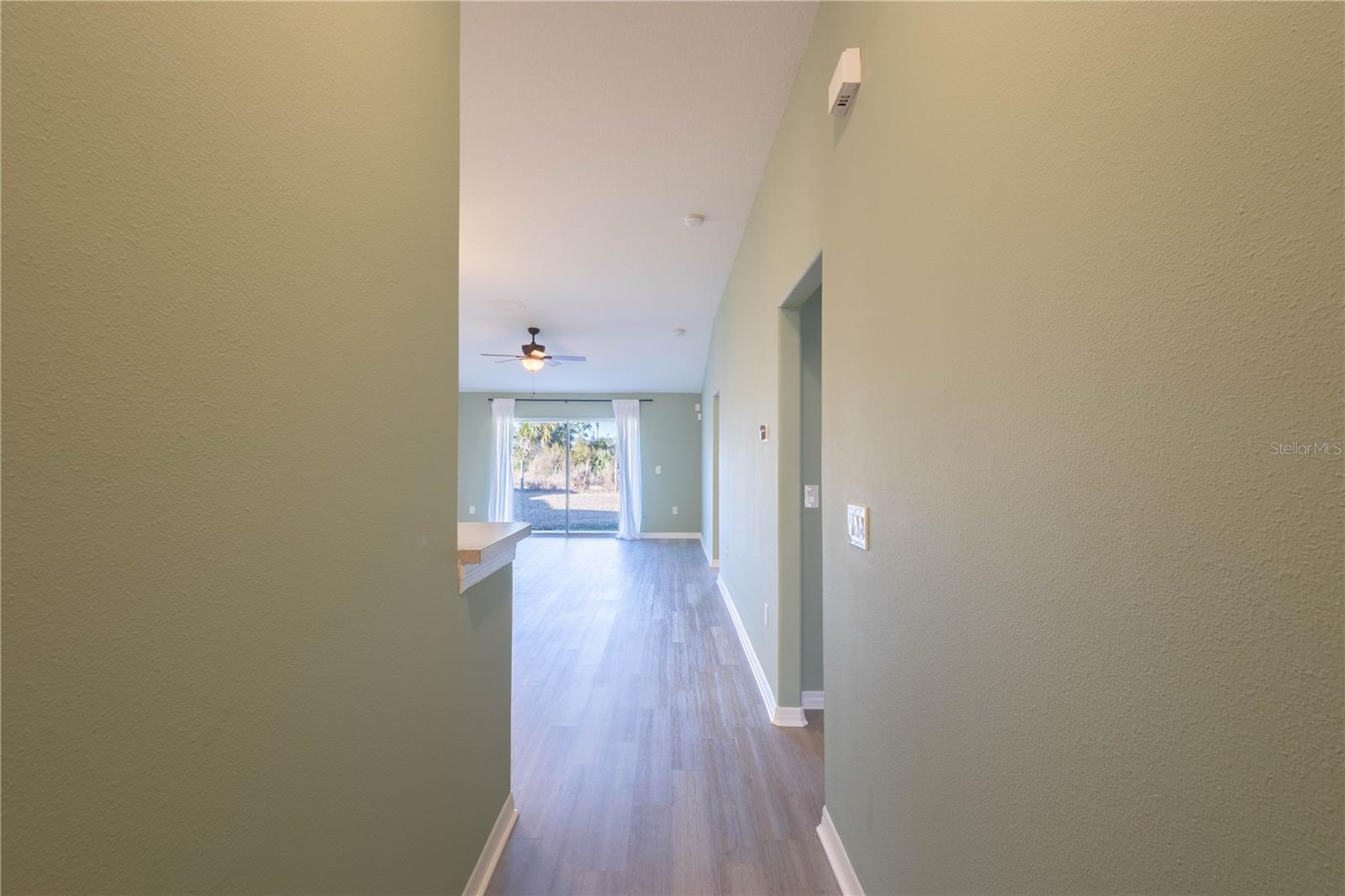 Image 4 of 40 For 8022 Alamosa Wood Avenue