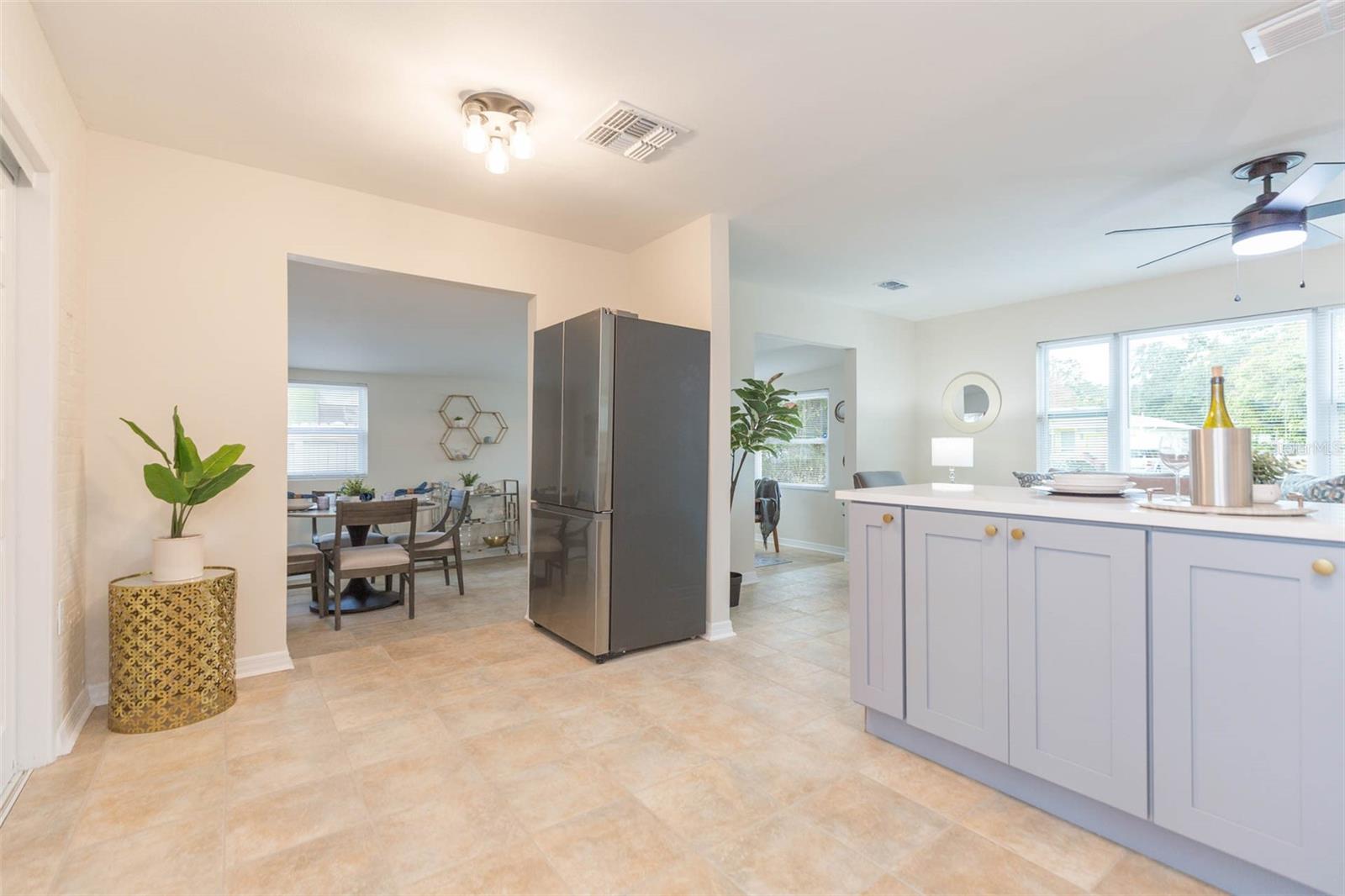 Image 11 of 36 For 1235 Palm Street