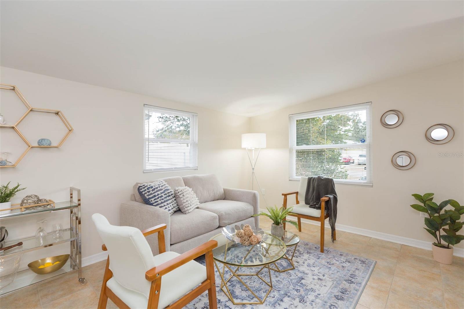 Image 17 of 36 For 1235 Palm Street