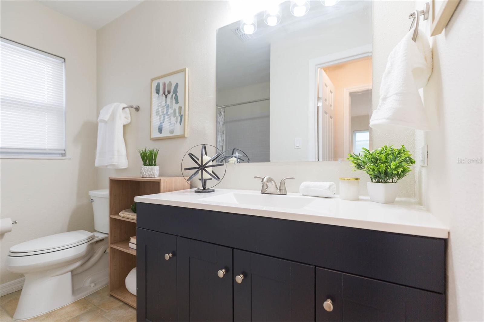 Image 24 of 36 For 1235 Palm Street