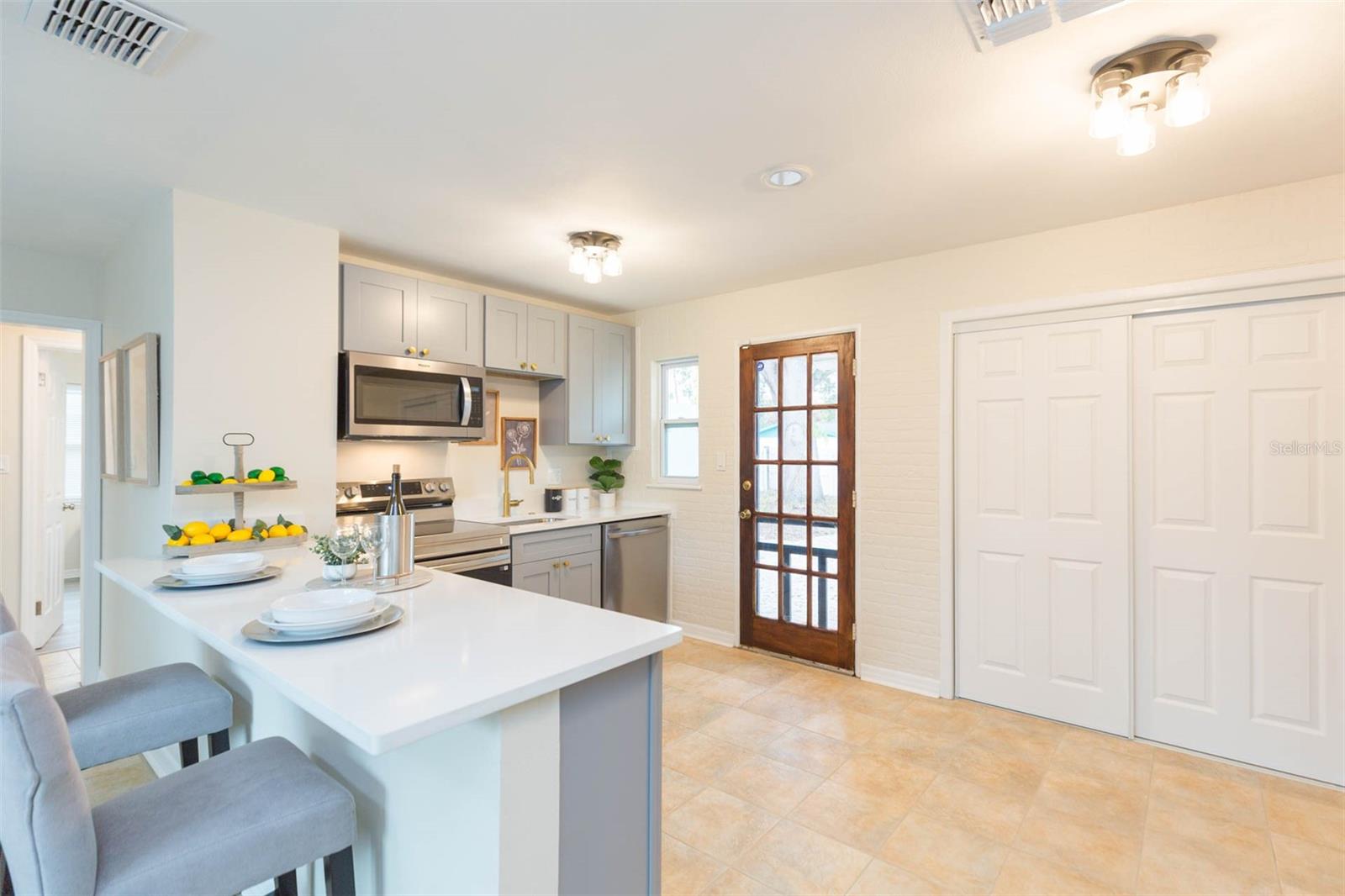 Image 7 of 36 For 1235 Palm Street