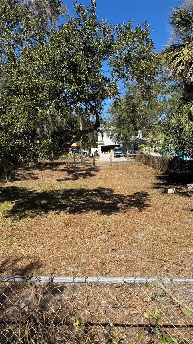 Image 5 of 9 For 5 St S 