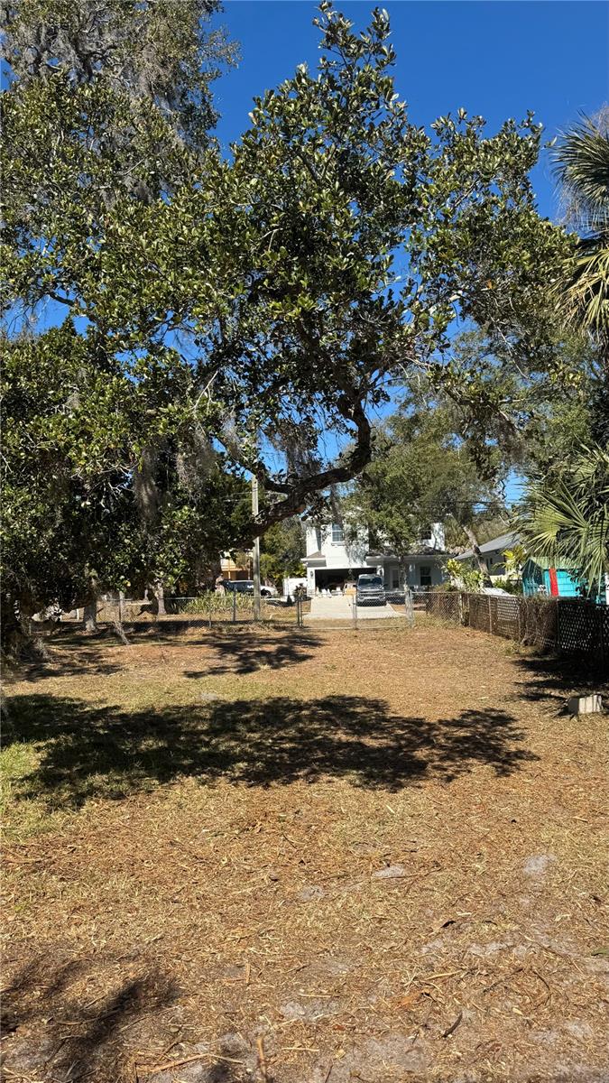 Image 9 of 9 For 5 St S 