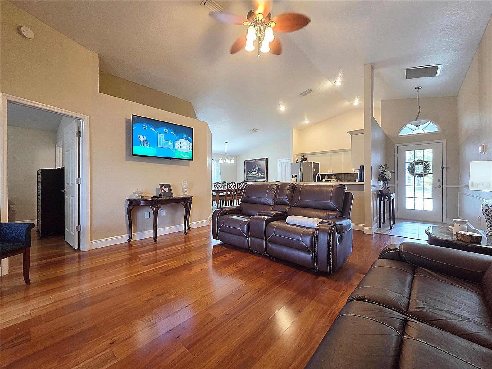 Image 4 of 25 For 2807 Wilder Park Drive
