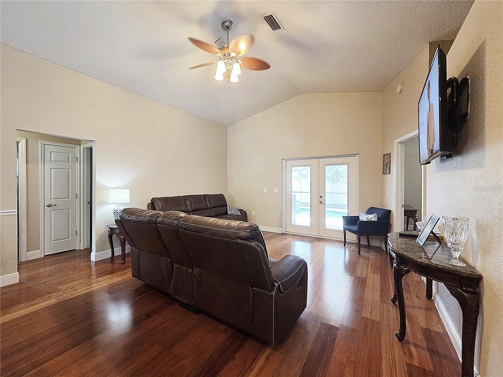 Image 6 of 25 For 2807 Wilder Park Drive