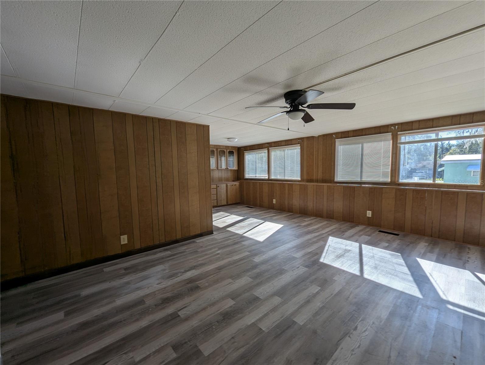 Image 5 of 25 For 9222 Dan Lynn Street