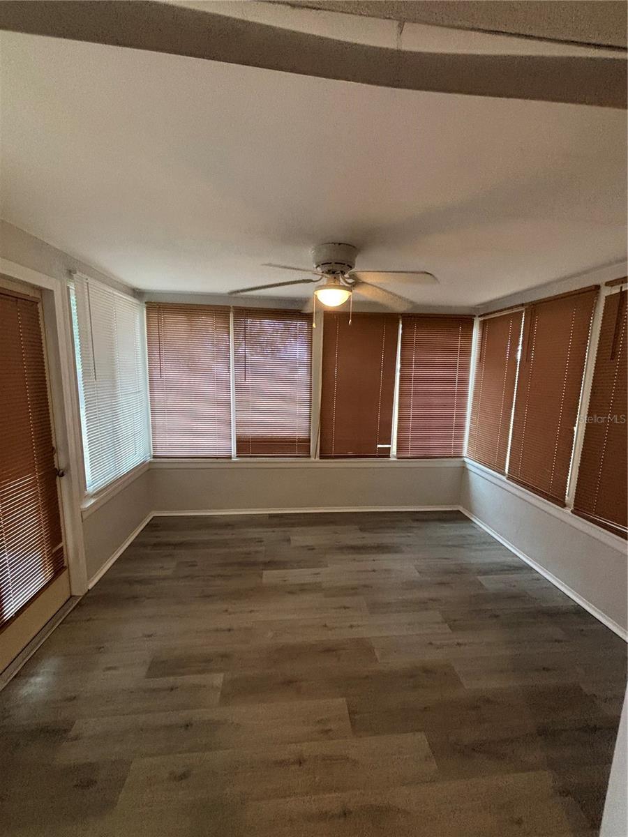 Image 15 of 16 For 1543 Belleair Road