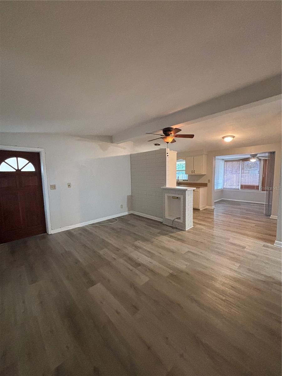 Image 3 of 16 For 1543 Belleair Road