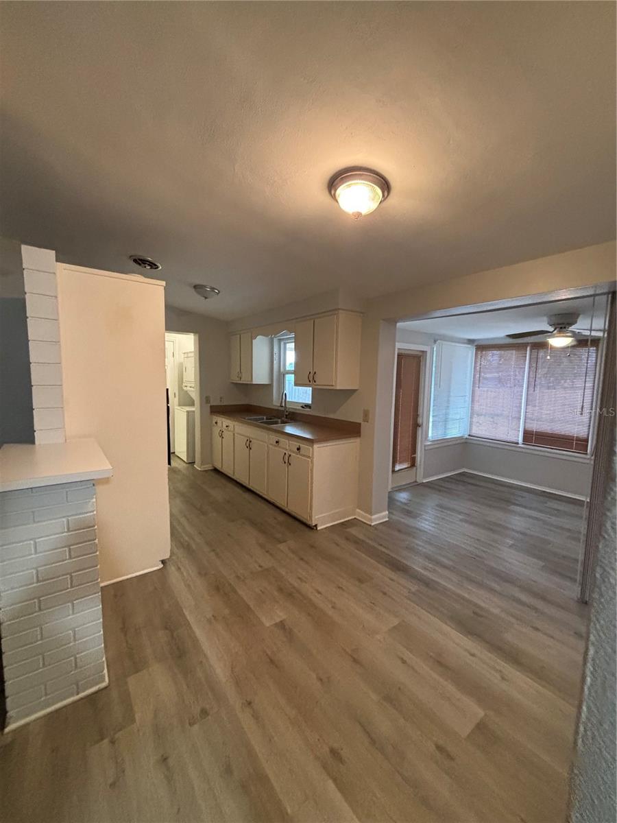 Image 4 of 16 For 1543 Belleair Road