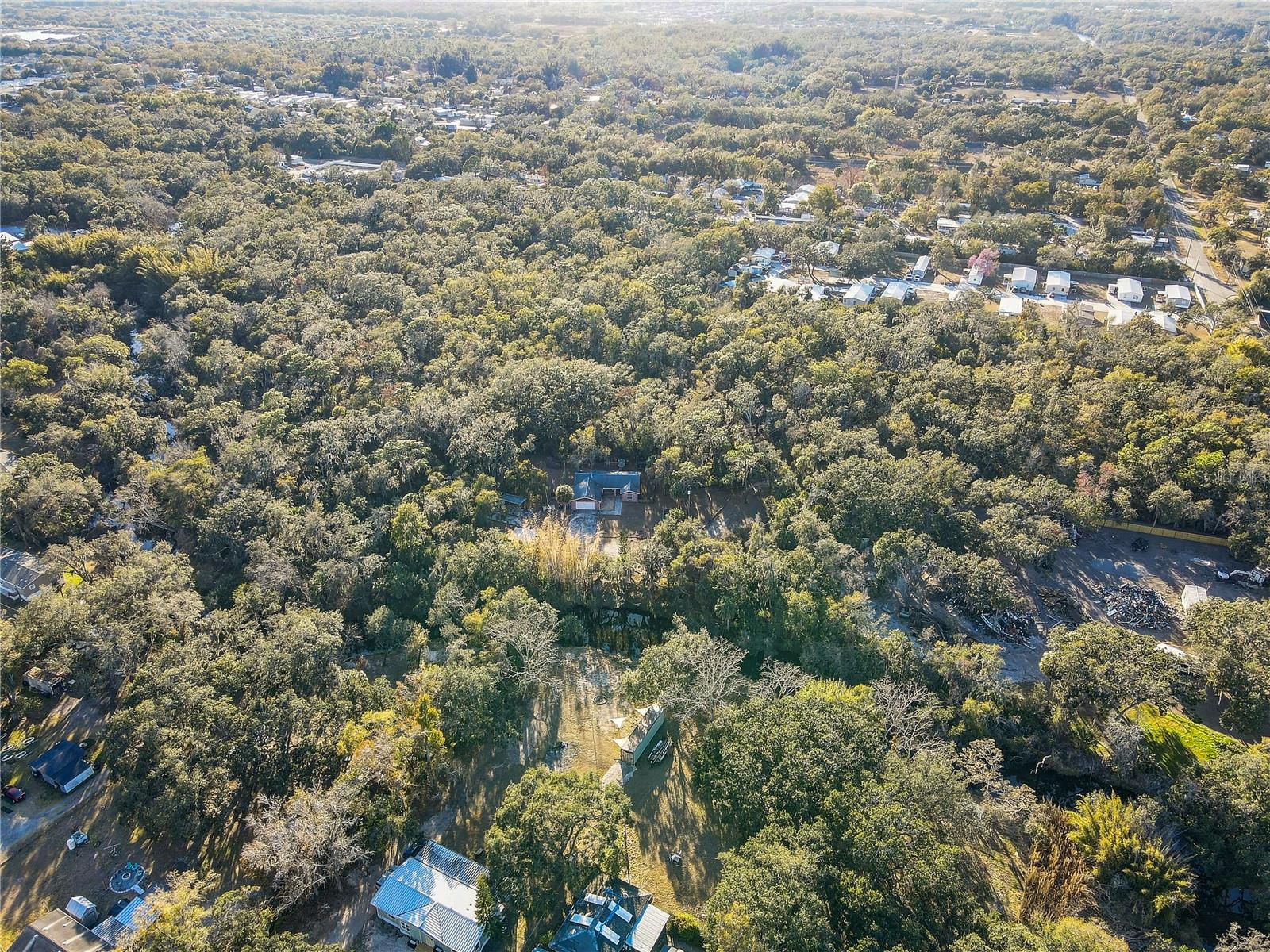 Listing photo id 30 for 8849 Richmond Street