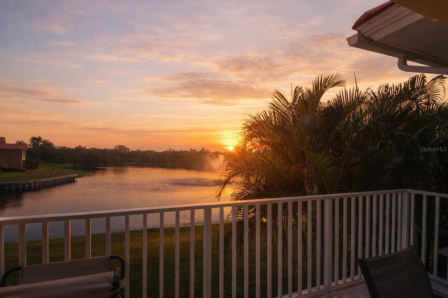 Details for 17 Franklin Court S C, ST PETERSBURG, FL 33711