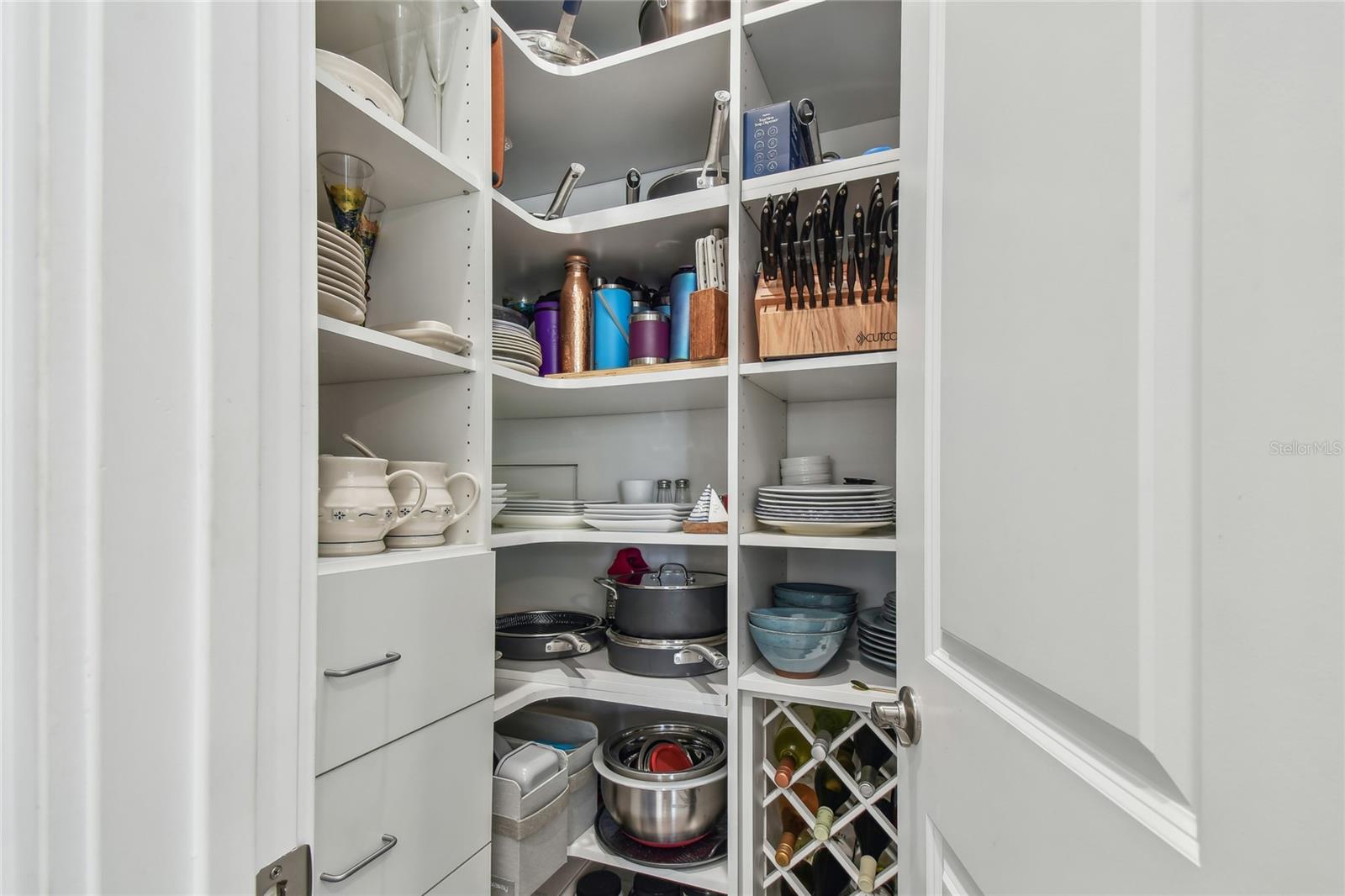 Image 13 of 51 For 17 Franklin Court S C