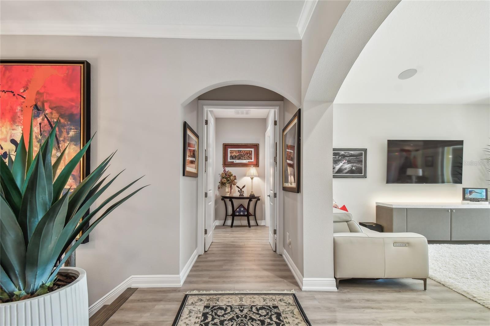 Image 27 of 51 For 17 Franklin Court S C