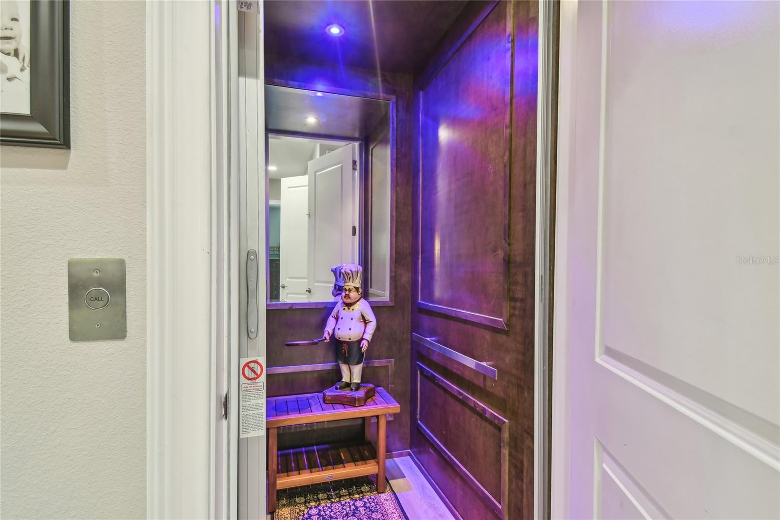 Image 39 of 51 For 17 Franklin Court S C