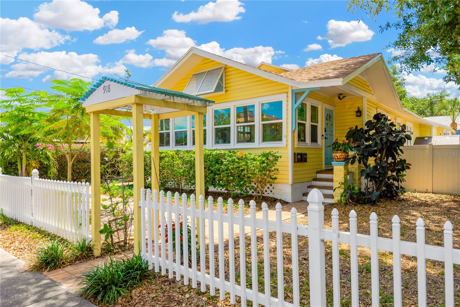 Details for 918 24th Avenue N, ST PETERSBURG, FL 33704