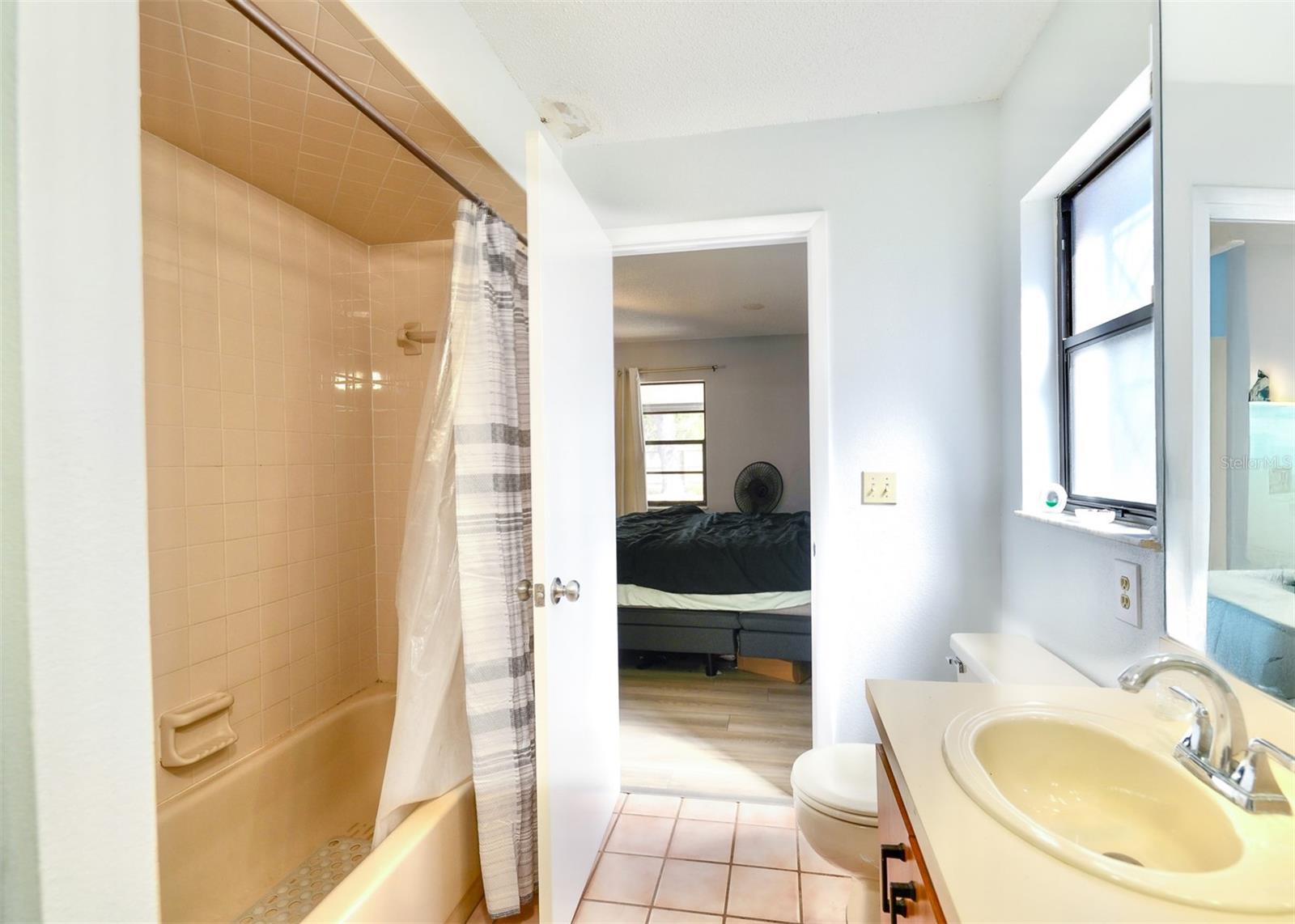 Image 12 of 17 For 4128 Glade Road