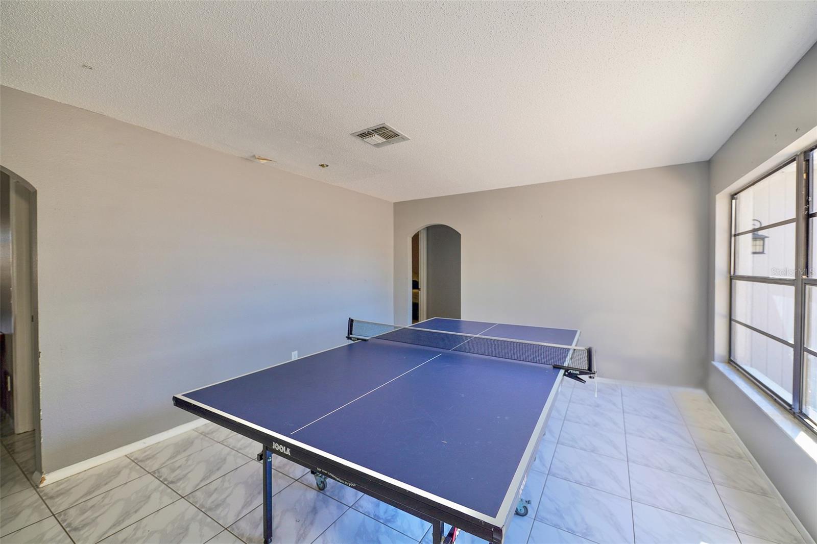 Image 5 of 17 For 4128 Glade Road