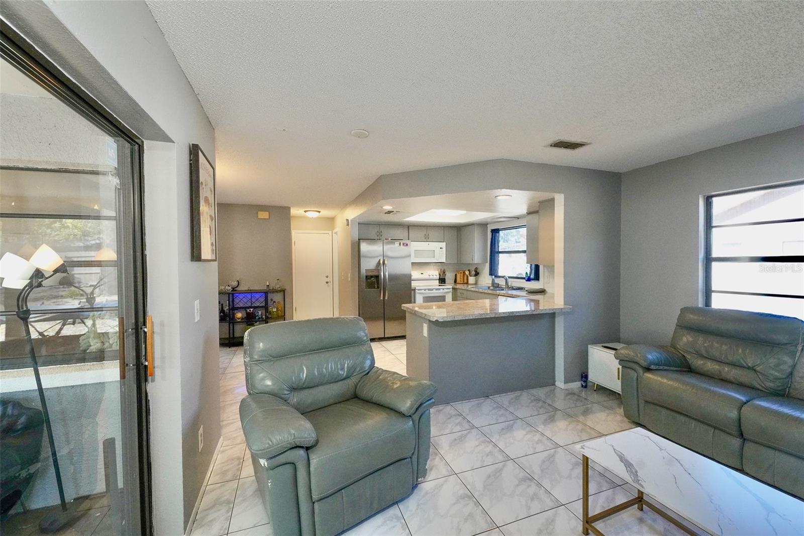 Image 7 of 17 For 4128 Glade Road