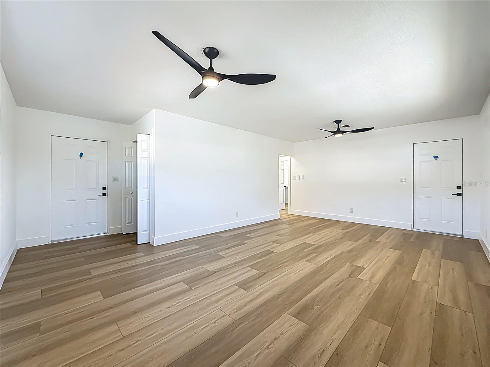 Image 22 of 47 For 6108 Oak Ridge Avenue