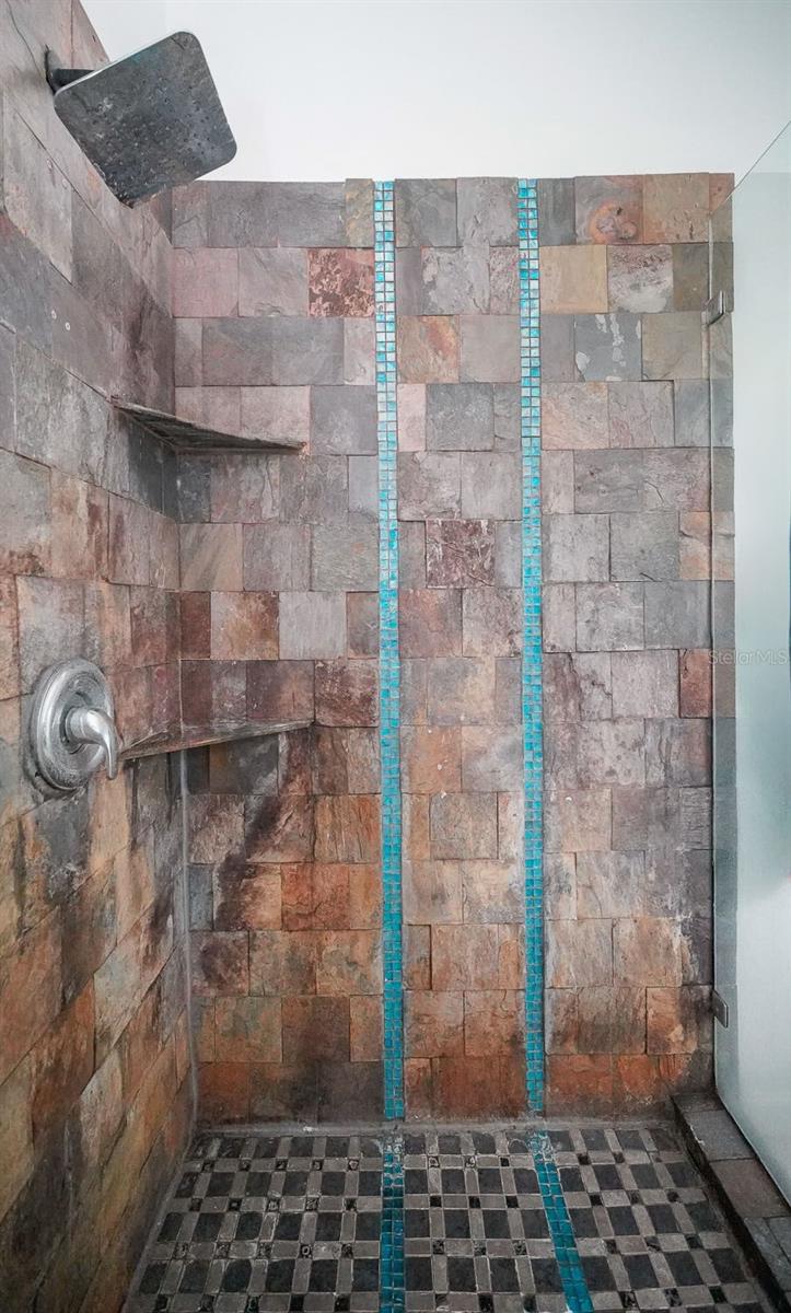 Image 31 of 58 For 10023 Tate Lane