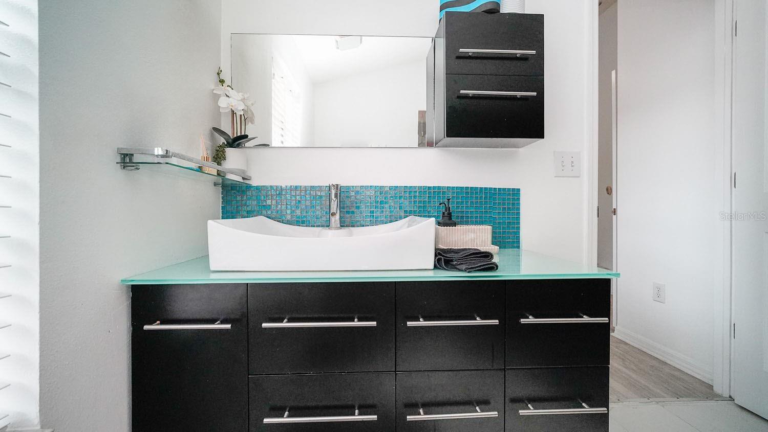 Image 32 of 58 For 10023 Tate Lane