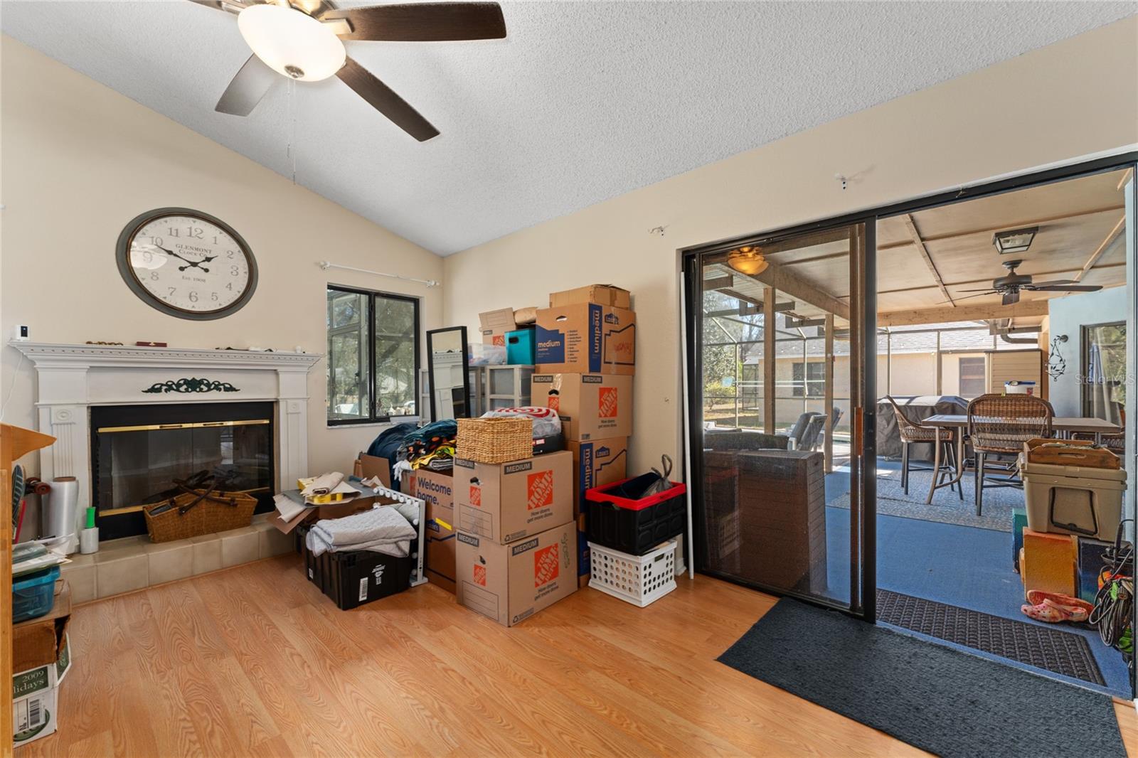 Image 10 of 31 For 4048 Waterview Loop