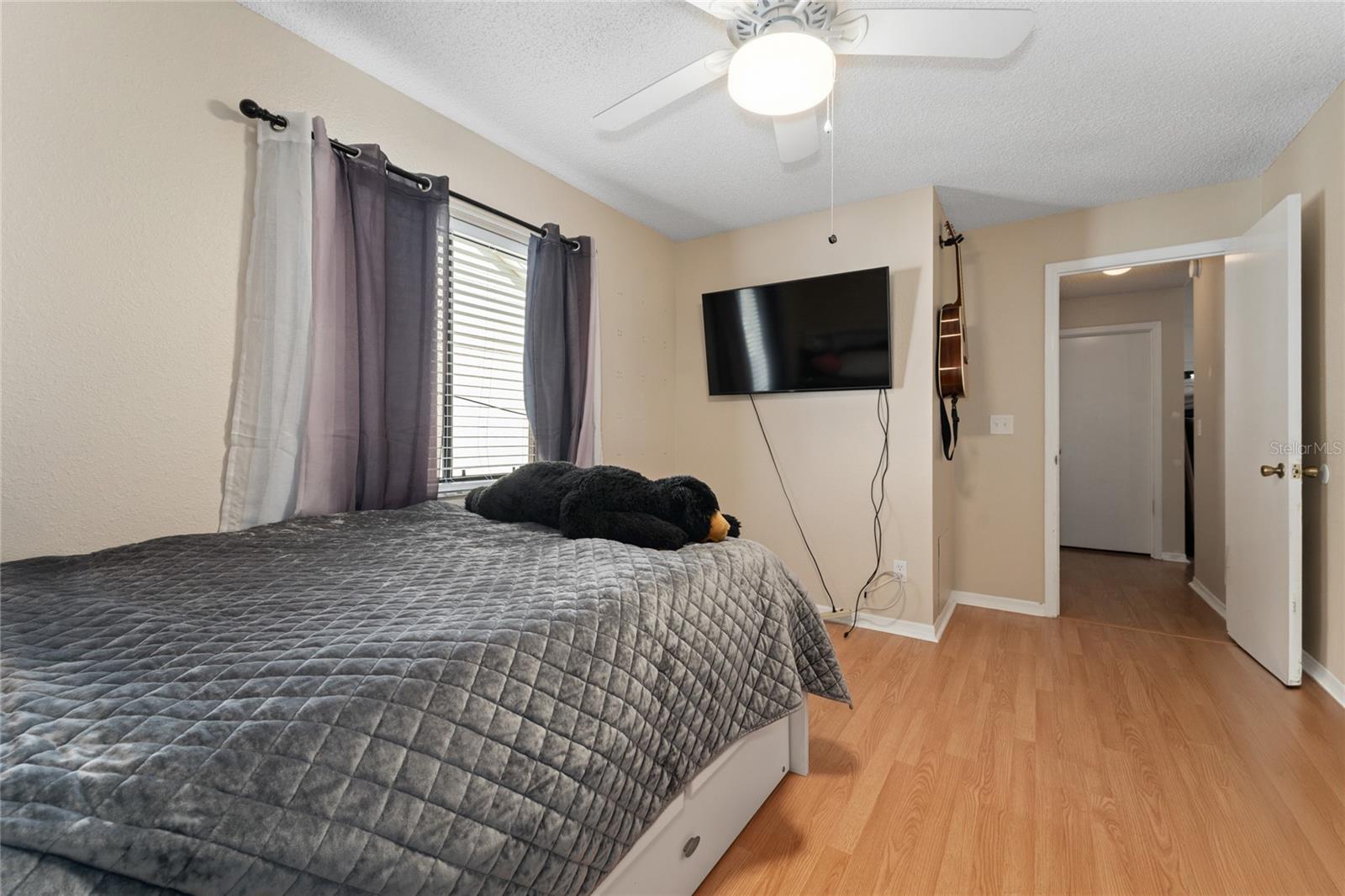 Image 16 of 31 For 4048 Waterview Loop