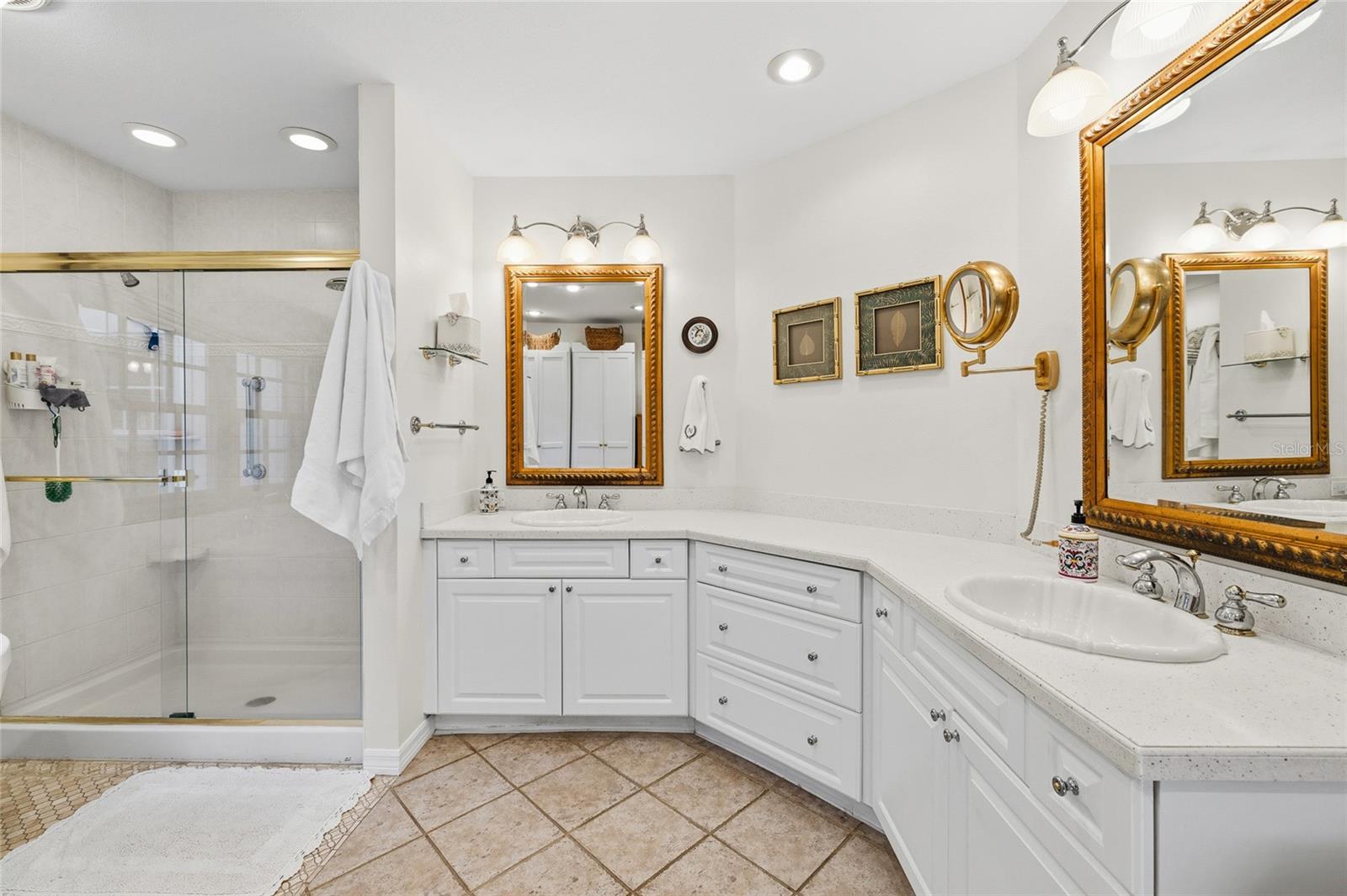 Image 30 of 58 For 1904 Hesperides Street