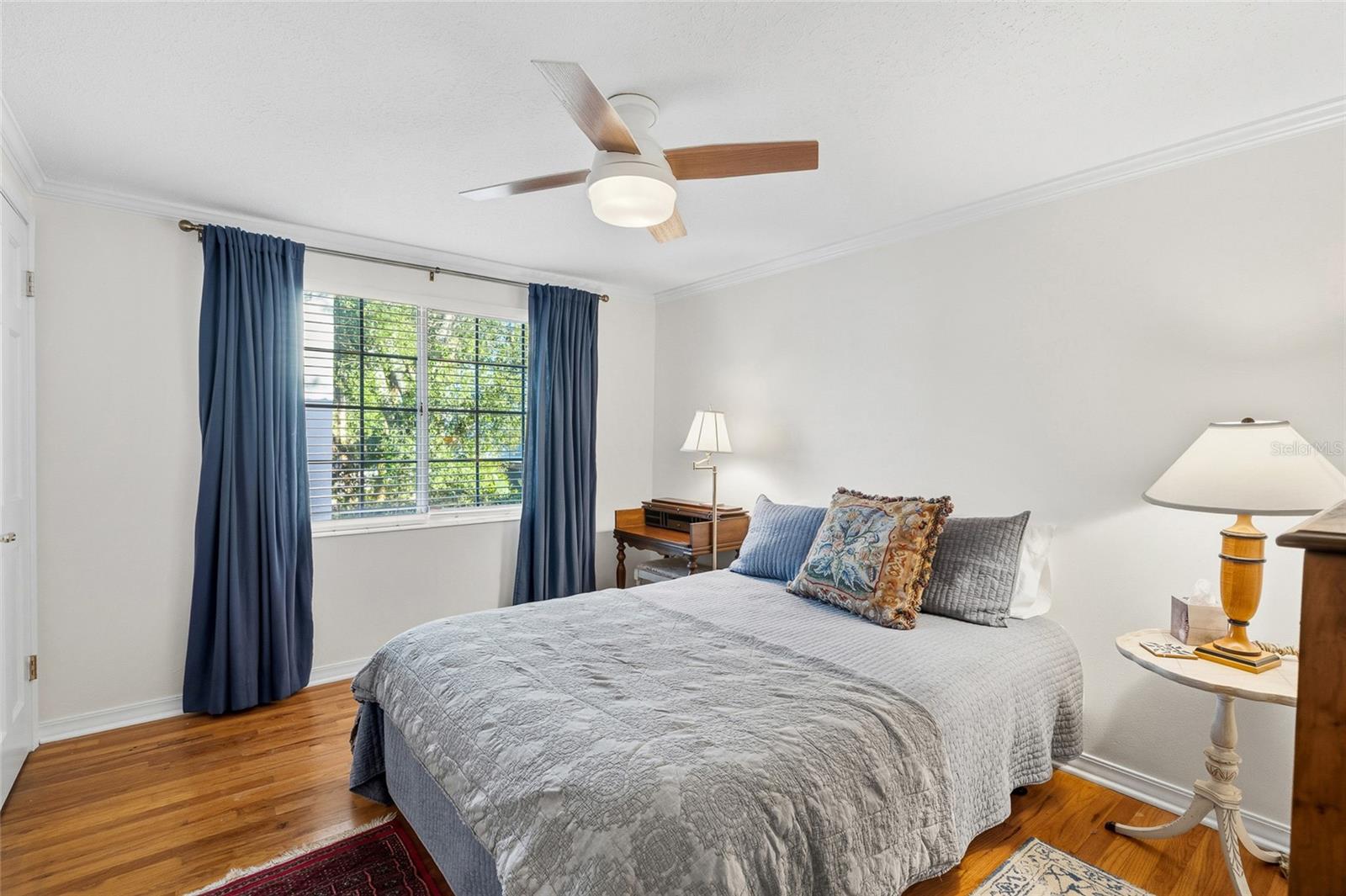 Image 33 of 58 For 1904 Hesperides Street