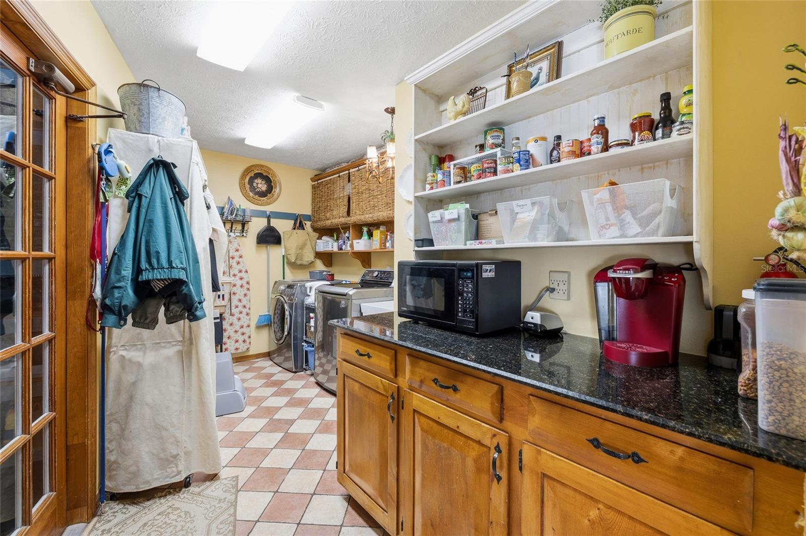 Image 50 of 58 For 1904 Hesperides Street