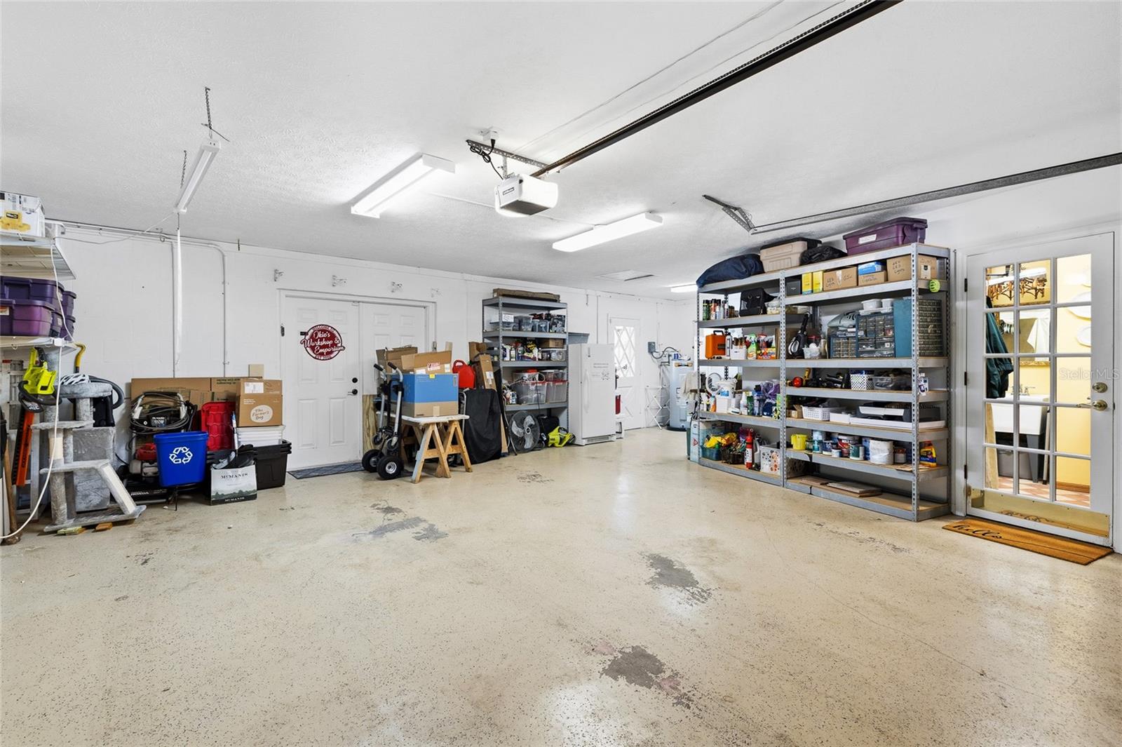 Image 52 of 58 For 1904 Hesperides Street