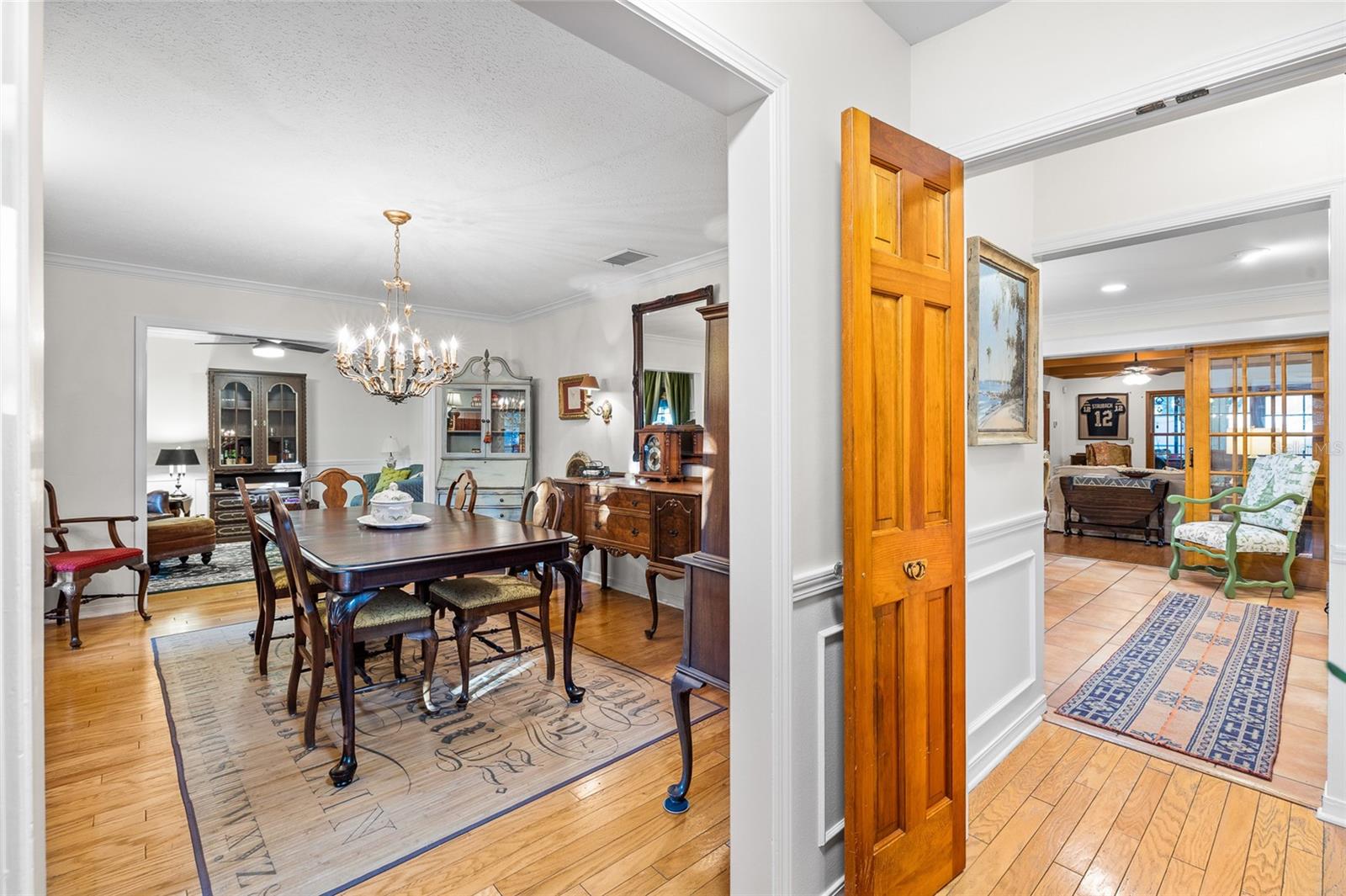 Image 8 of 58 For 1904 Hesperides Street