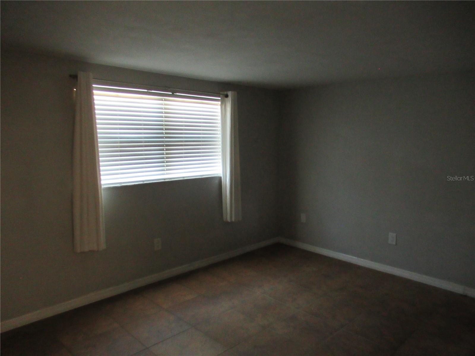 Image 14 of 36 For 3110 Rock Valley Dr