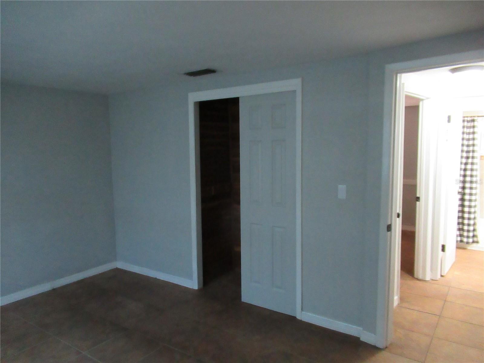 Image 15 of 36 For 3110 Rock Valley Dr