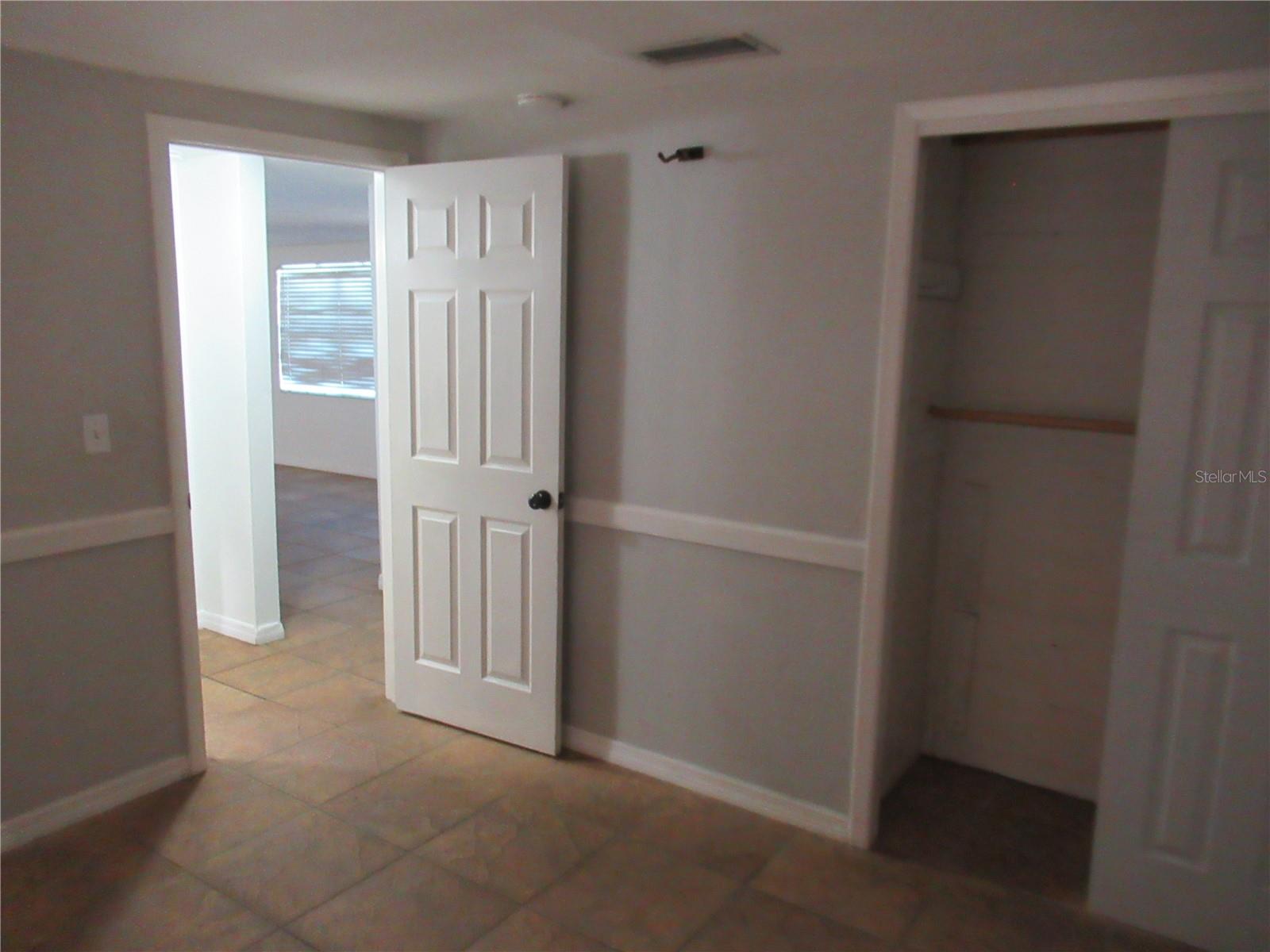 Image 19 of 36 For 3110 Rock Valley Dr