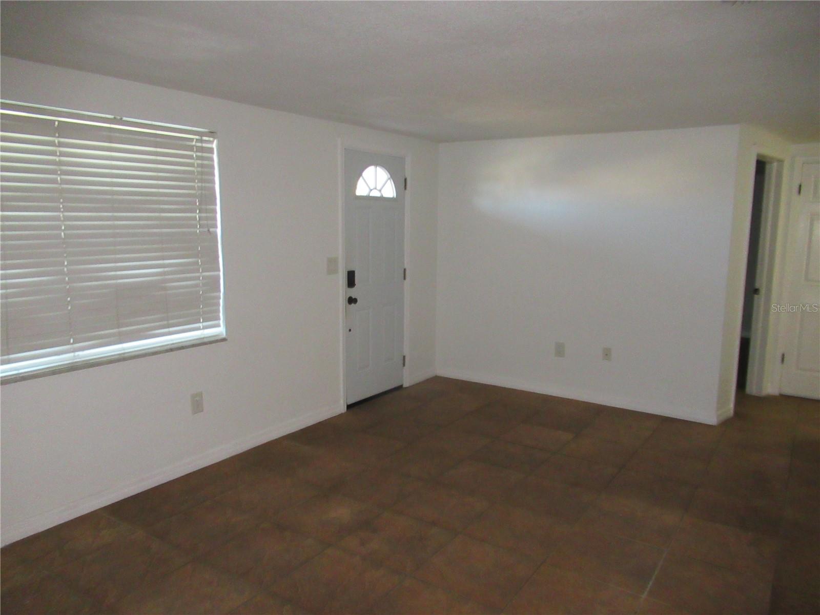 Image 7 of 36 For 3110 Rock Valley Dr