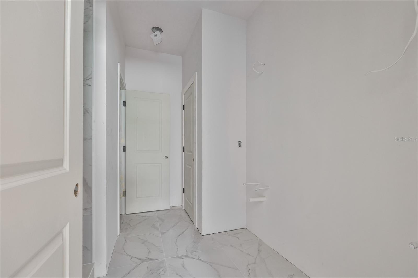 Image 14 of 17 For 310 Columbus Drive 1