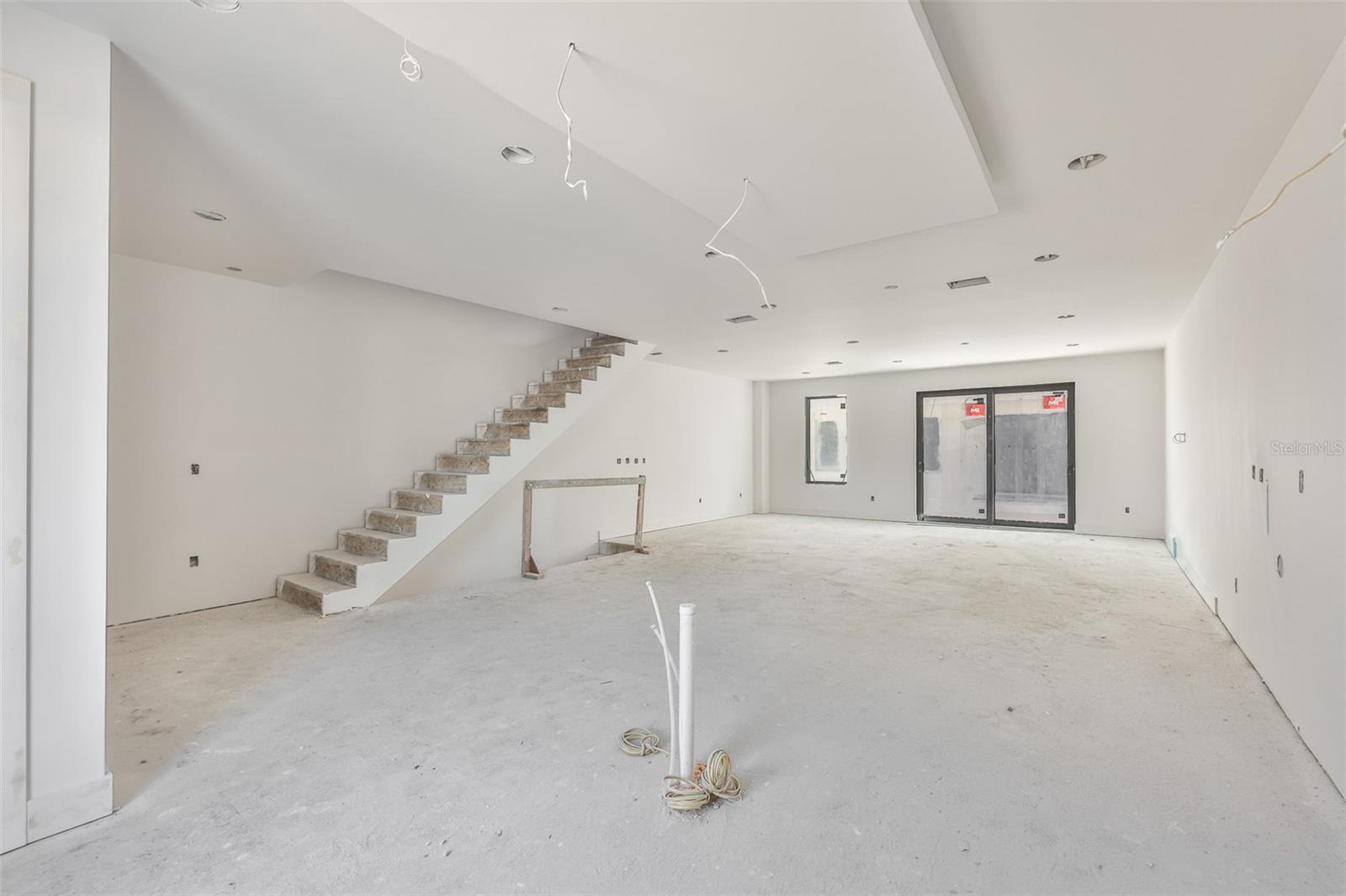 Image 9 of 17 For 310 Columbus Drive 1